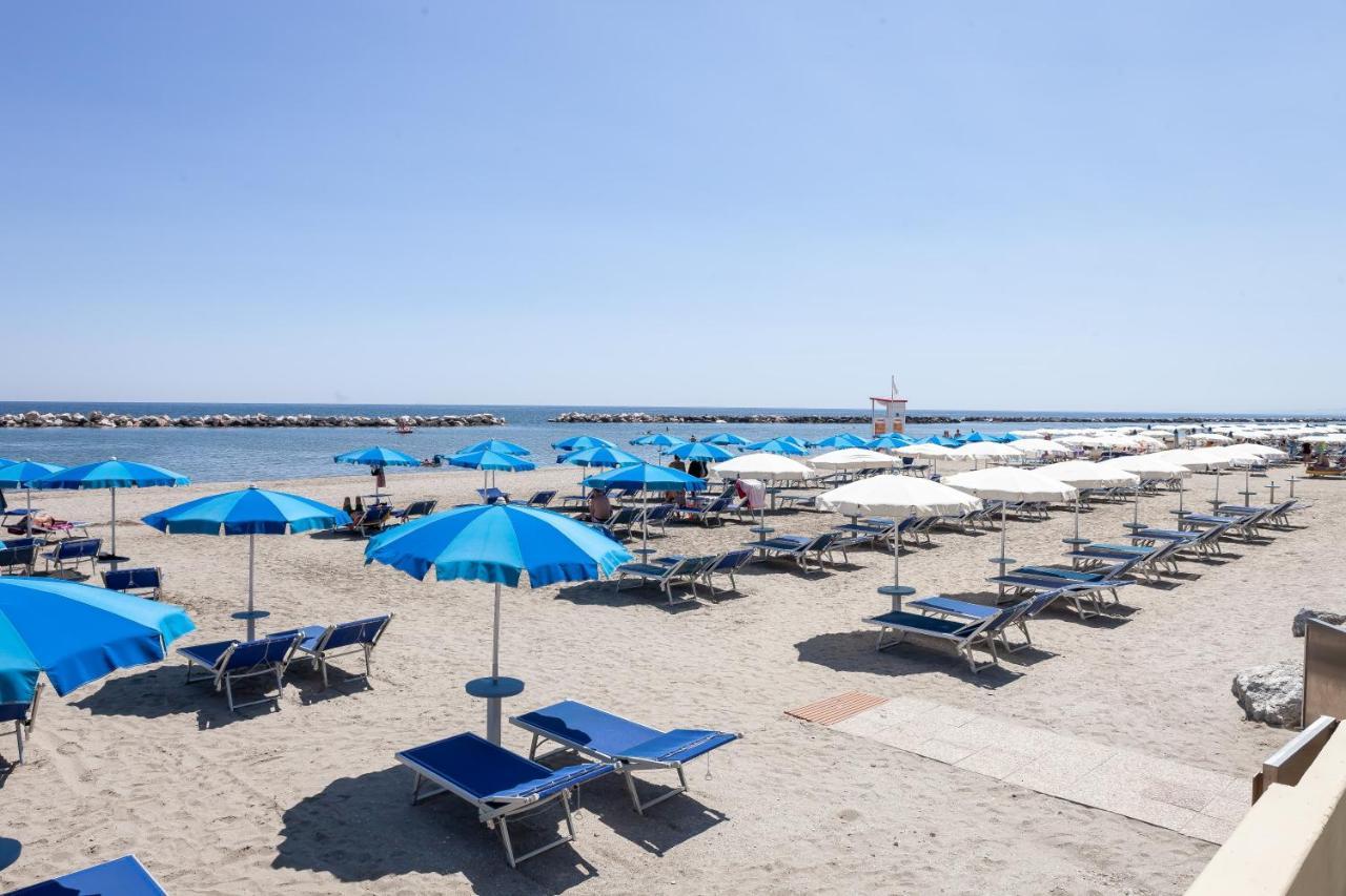 Hotel Primavera Sul Mare Lido Di Savio Exterior photo